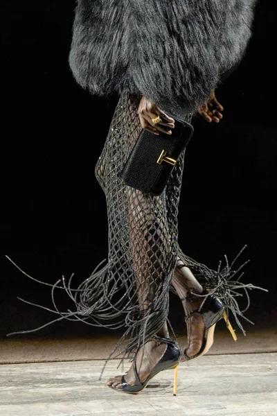 Look 69